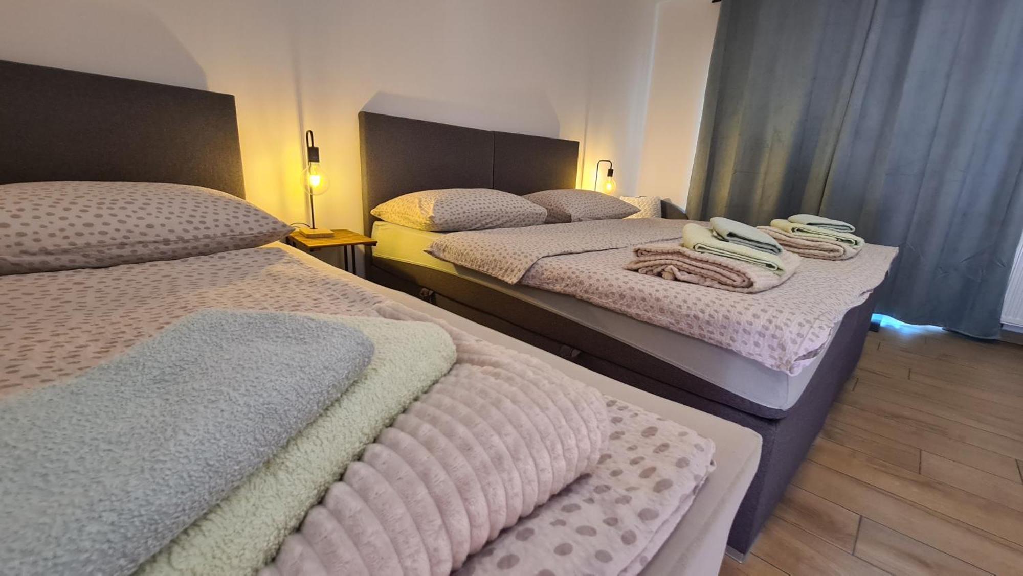 Brne Rooms Postojna Exterior photo
